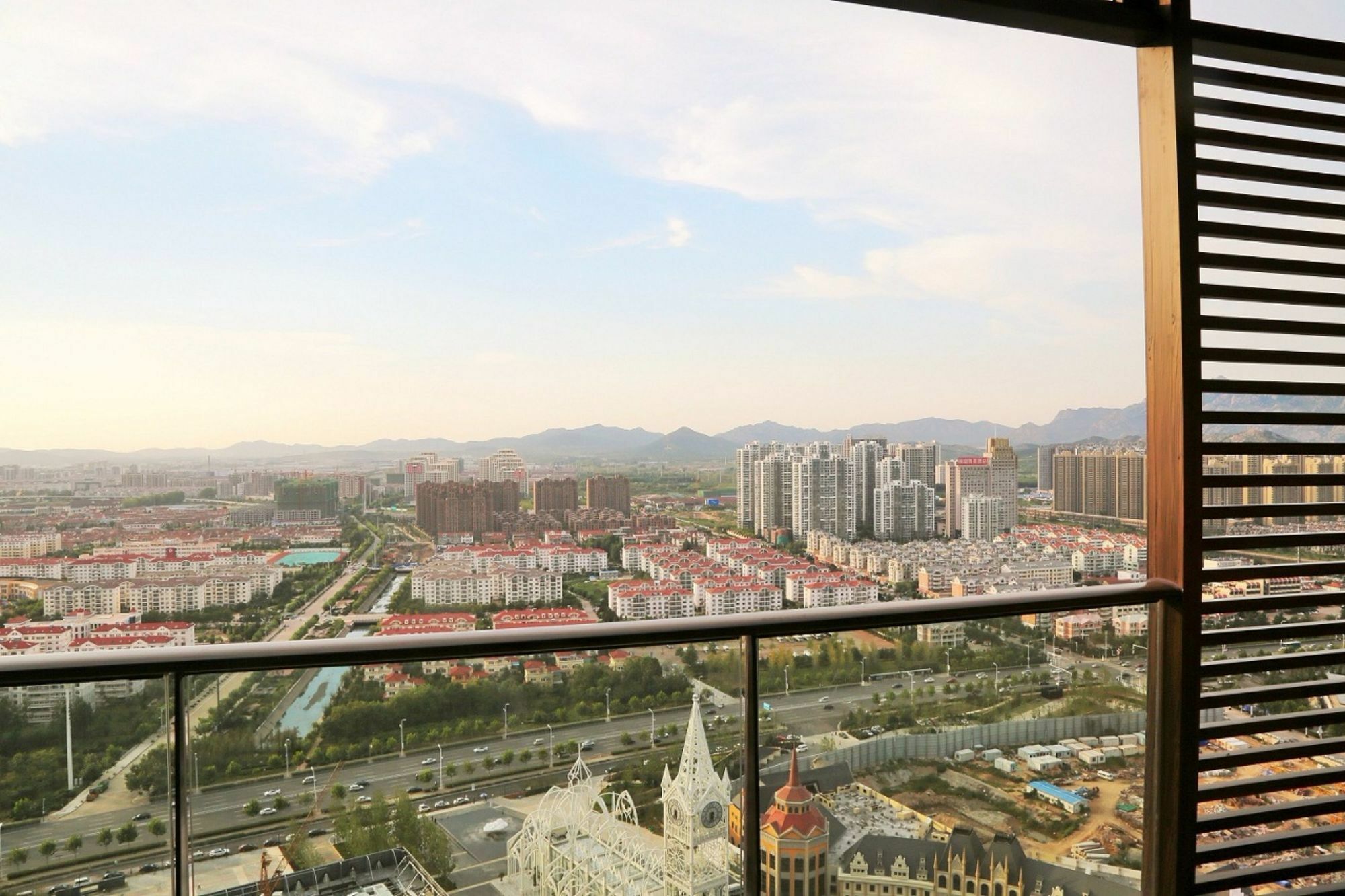 Qingdao Mangrove Tree Resort World - Red Coral Hotel Jiaonan Esterno foto