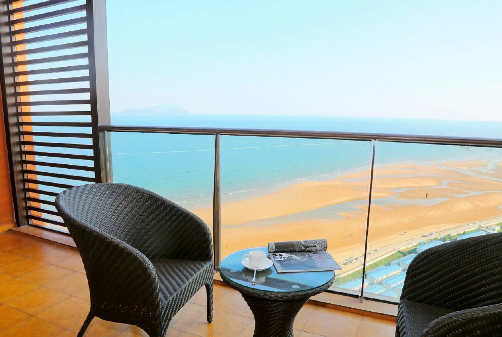 Qingdao Mangrove Tree Resort World - Red Coral Hotel Jiaonan Esterno foto